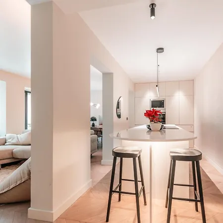 The Founders Residency, Praca Flores Lisboa