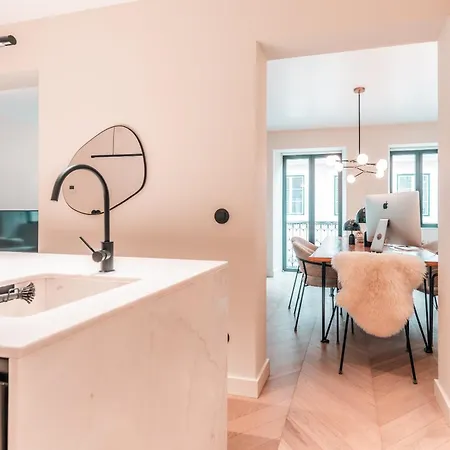 The Founders Residency, Praca Flores Apartment
