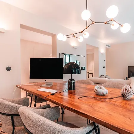 The Founders Residency, Praca Flores Apartment *